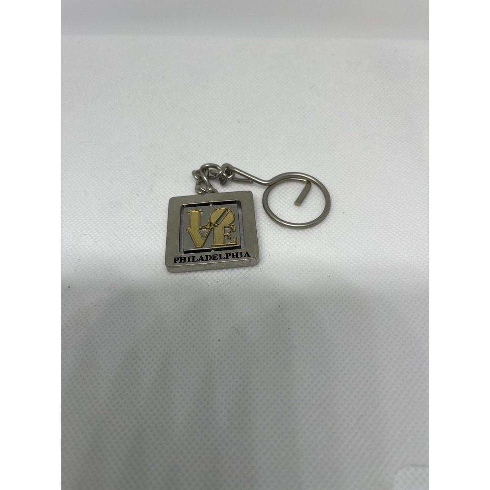 Vintage Philadelphia City of Brotherly LOVE Spinner Keychain Key Ring TT